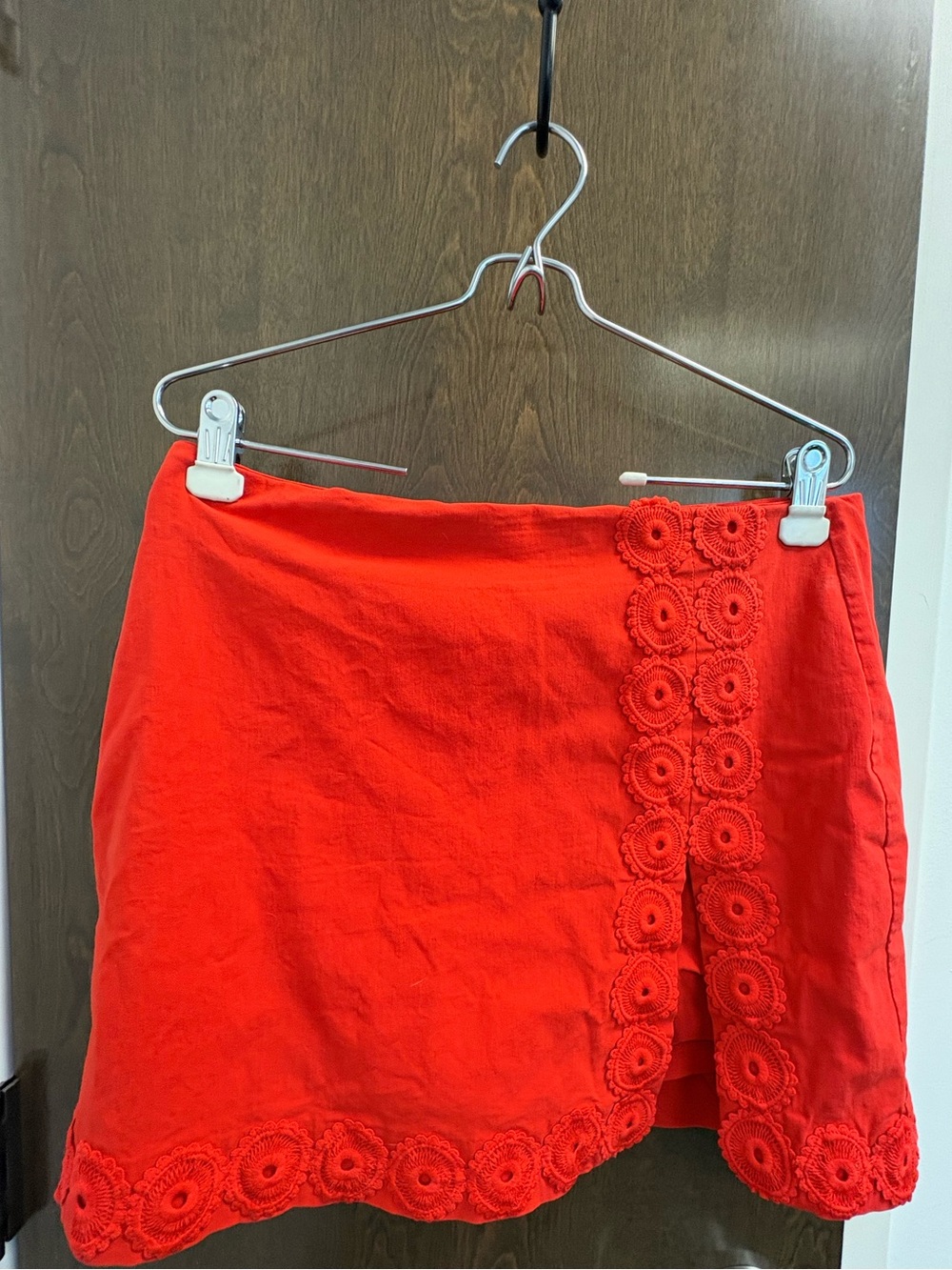 Crown & Ivy Poppy Red Crochet Lace Trim Skort Shorts Skirt Size 12